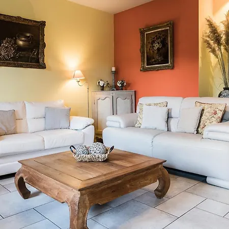 Beautiful 3-bedroom With Sauna In Quiet Area *